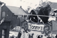 1966-Bombakkes-Carnavalsoptocht-03