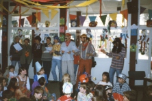 1996-Bombakkes-Scholenbezoek-03