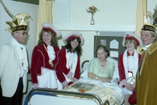 1981-Bombakkes-Ziekenbezoek-18
