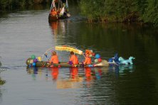 2006-06-24-Bombakkes-Zomercarnaval-Deelnemers-42